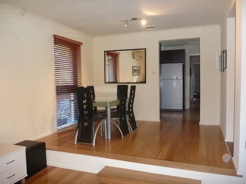 2 Moana Drive, Mooroolbark VIC 3138