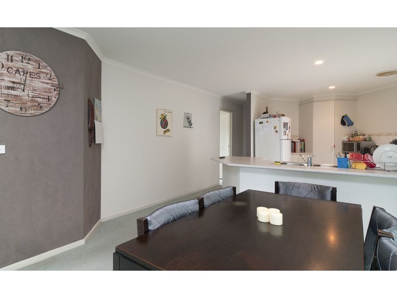 13 Park Lane, Mooroolbark VIC 3138