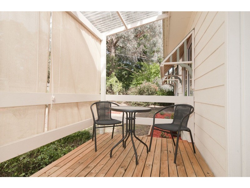 21 Alford Avenue, Mooroolbark VIC 3138