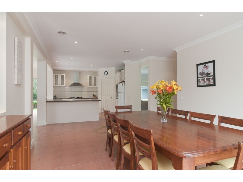 26 Pine Road, Mooroolbark VIC 3138