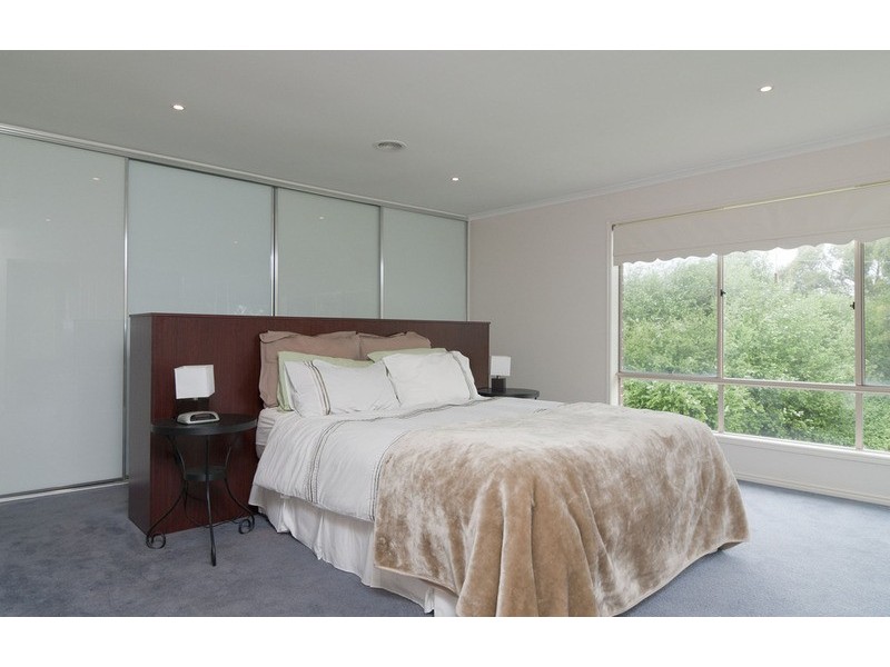 26 Pine Road, Mooroolbark VIC 3138