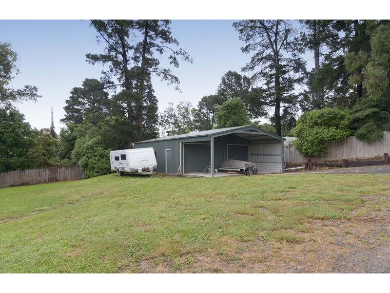 26 Pine Road, Mooroolbark VIC 3138