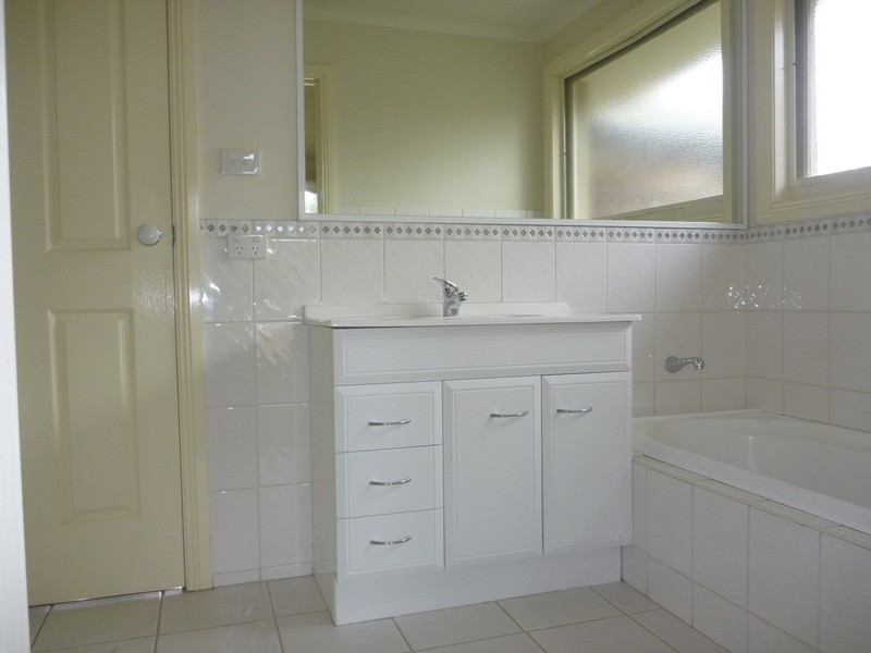 11 Bulga Street, Mooroolbark VIC 3138