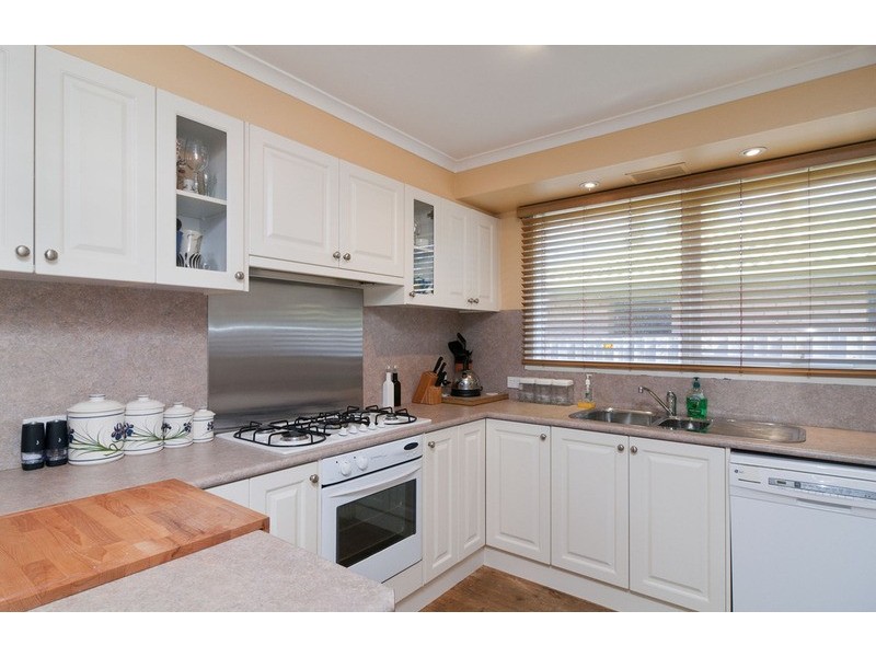 15 Huntingdale Drive, Chirnside Park VIC 3116