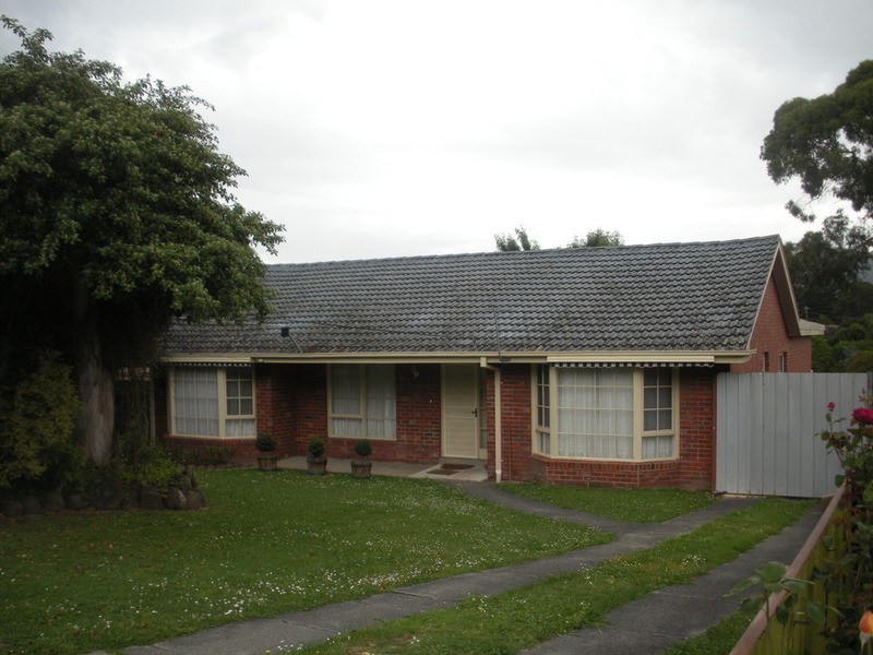 88 Winyard Drive, Mooroolbark VIC 3138