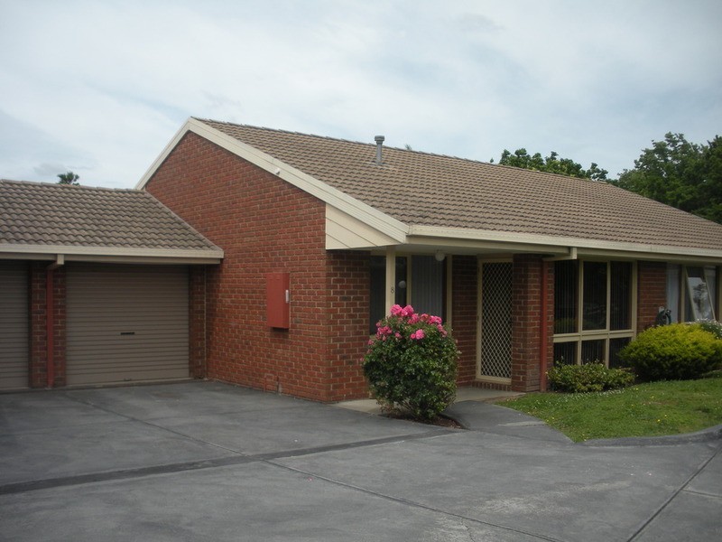 8/17-25 Ervin Road, Kilsyth VIC 3137