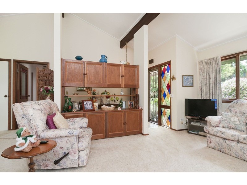 12 Masefield Avenue, Mooroolbark VIC 3138