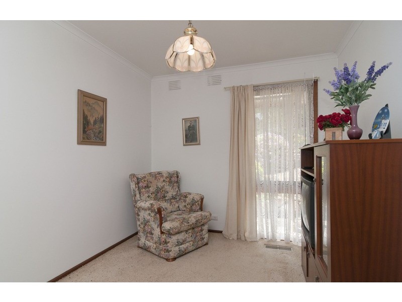 12 Masefield Avenue, Mooroolbark VIC 3138