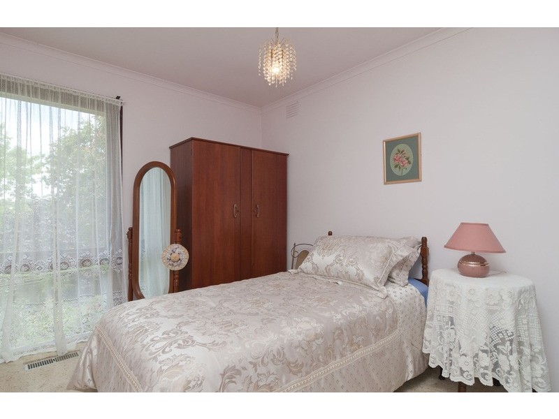 12 Masefield Avenue, Mooroolbark VIC 3138