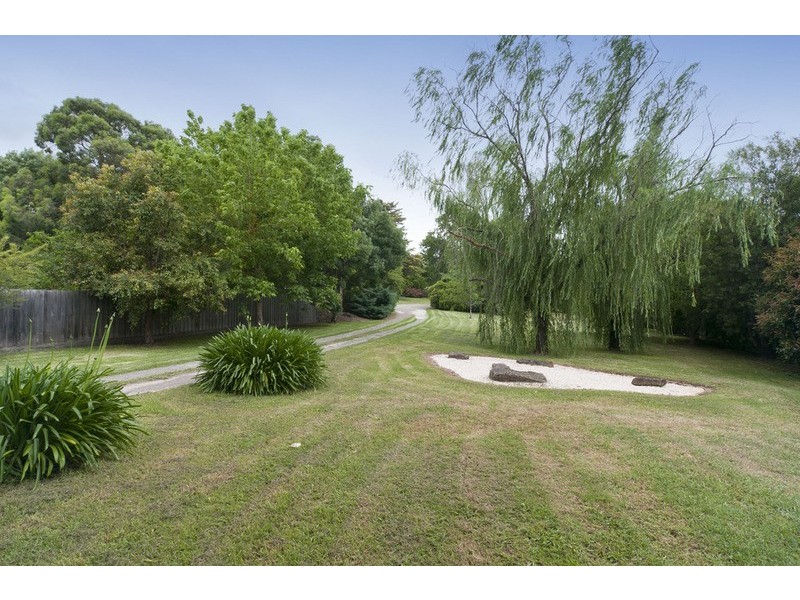 114-118 Taylor Road, Mooroolbark VIC 3138