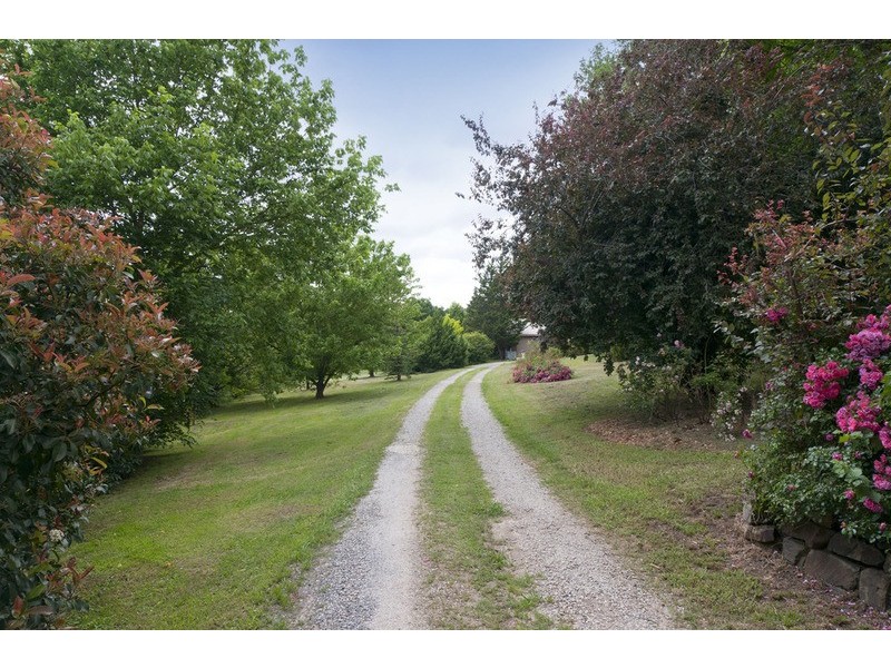 114-118 Taylor Road, Mooroolbark VIC 3138