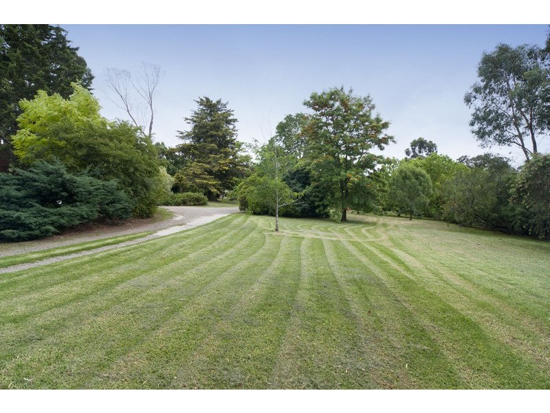 114-118 Taylor Road, Mooroolbark VIC 3138