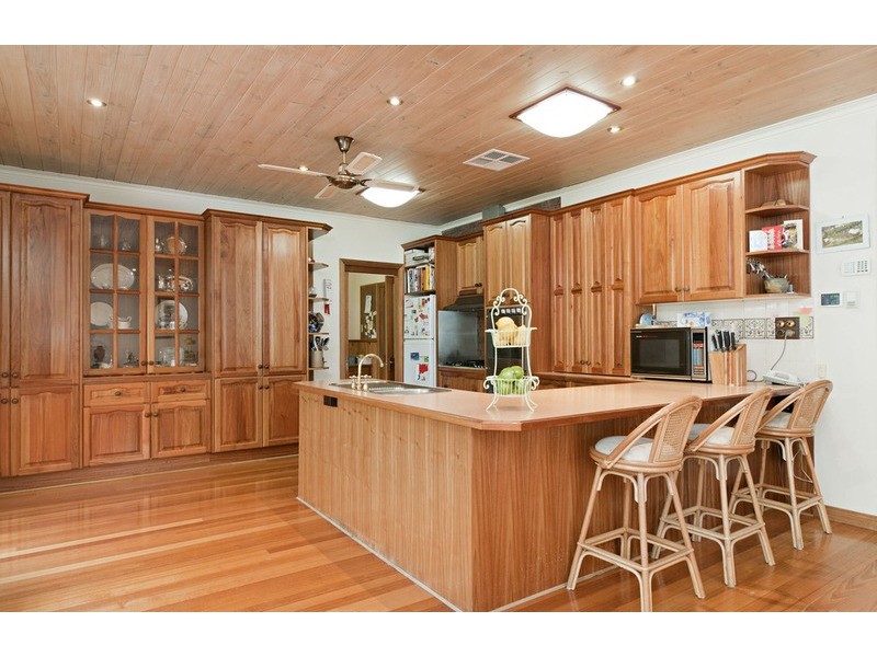 114-118 Taylor Road, Mooroolbark VIC 3138