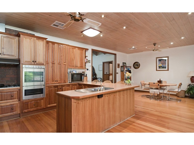 114-118 Taylor Road, Mooroolbark VIC 3138