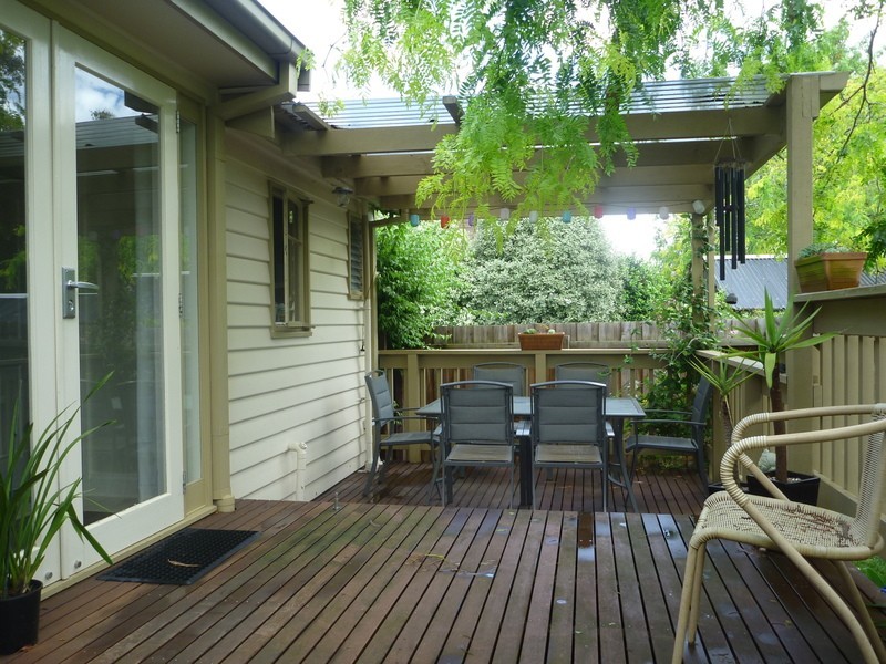 1/155 Eastfield Road, Croydon VIC 3136