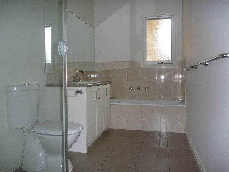 10a Gary Court, Croydon VIC 3136