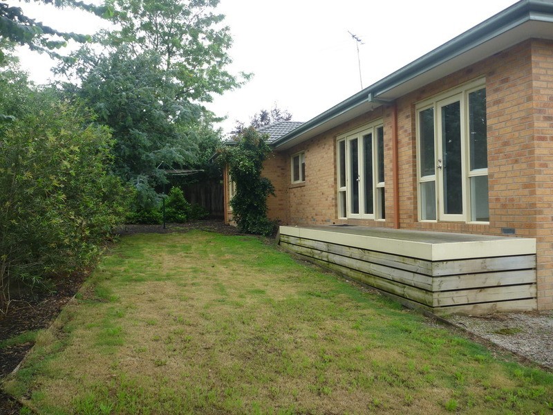 10a Gary Court, Croydon VIC 3136