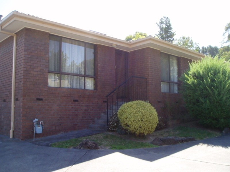 3/4 Starcross Avenue, Croydon VIC 3136