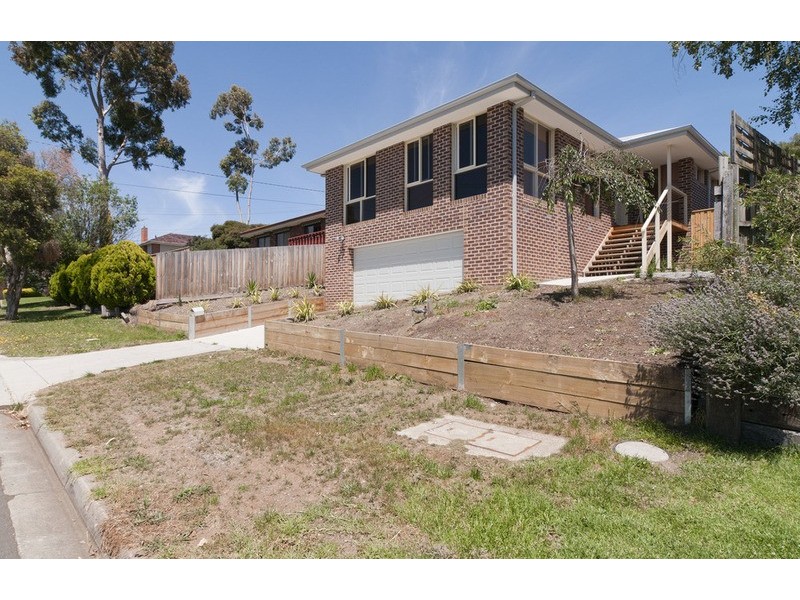 1 St Andrews Drive, Chirnside Park VIC 3116