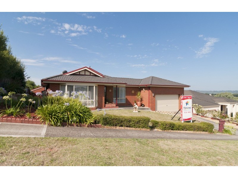 7 Wainewright Avenue, Mooroolbark VIC 3138