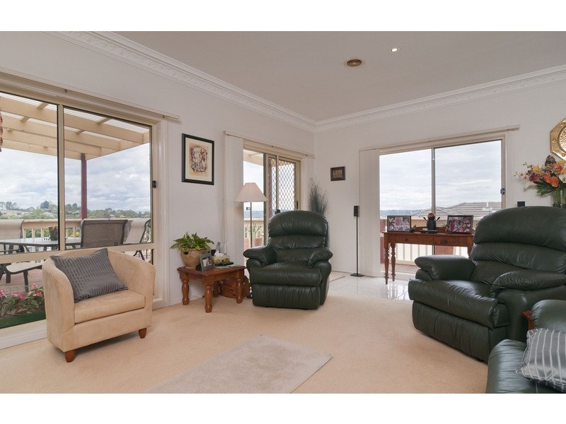 7 Wainewright Avenue, Mooroolbark VIC 3138