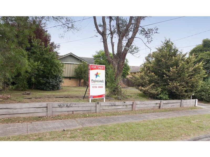 21 Holmes Road, Mooroolbark VIC 3138