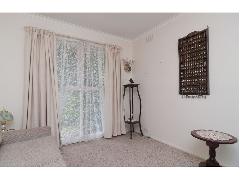 21 Holmes Road, Mooroolbark VIC 3138