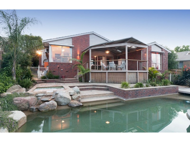 94 Partridge Way, Mooroolbark VIC 3138