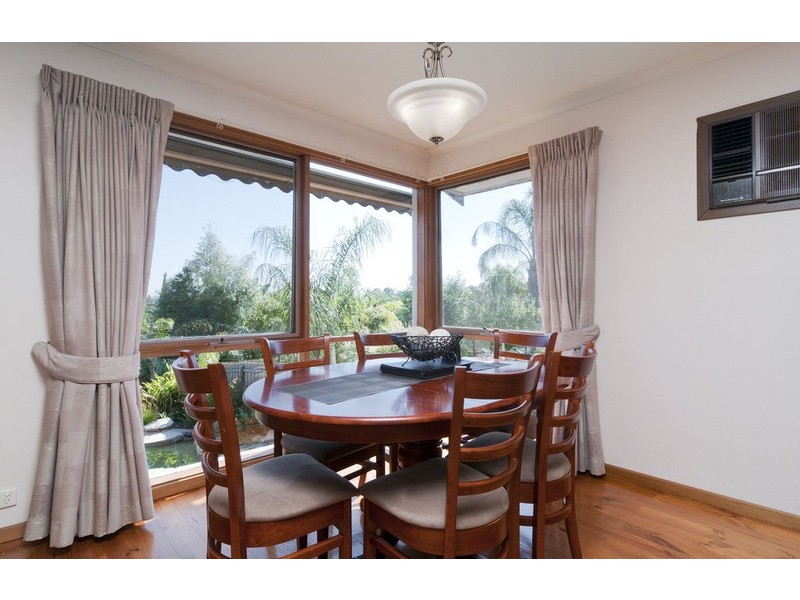 94 Partridge Way, Mooroolbark VIC 3138