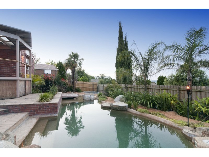 94 Partridge Way, Mooroolbark VIC 3138