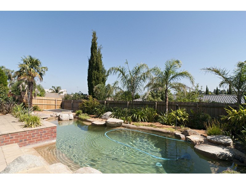 94 Partridge Way, Mooroolbark VIC 3138