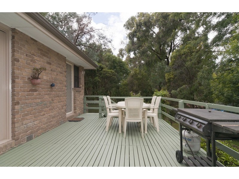 18 Lee Anne Crescent, Croydon VIC 3136