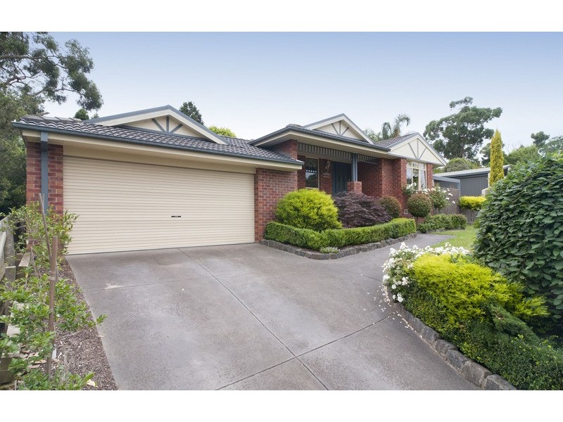13 Christa Court, Lilydale VIC 3140