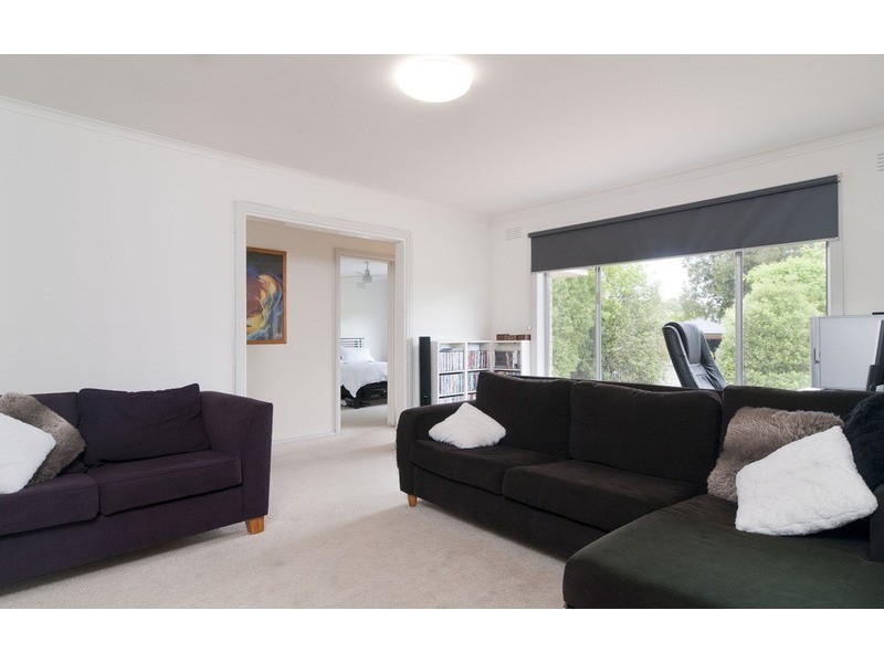 18 Blackburn Road, Mooroolbark VIC 3138
