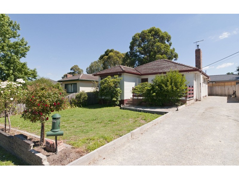 18 Diane Crescent, Mooroolbark VIC 3138