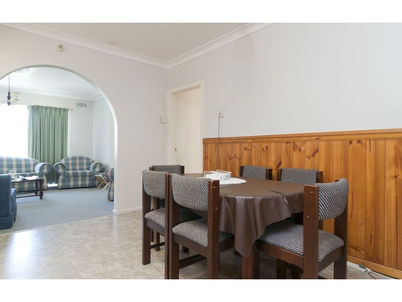 18 Diane Crescent, Mooroolbark VIC 3138