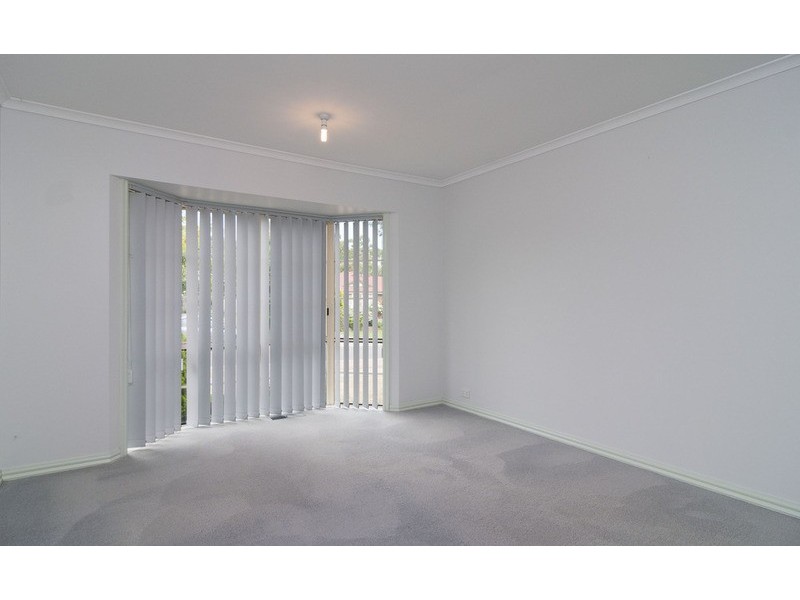 27 Blue Ridge Drive, Mooroolbark VIC 3138