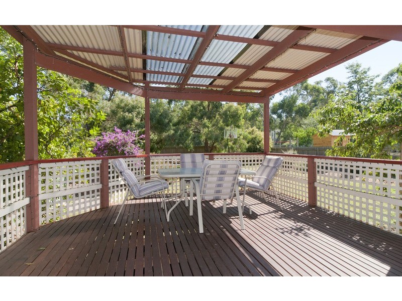 47 Zina Grove, Mooroolbark VIC 3138