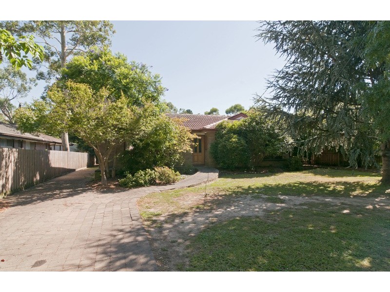 47 Zina Grove, Mooroolbark VIC 3138