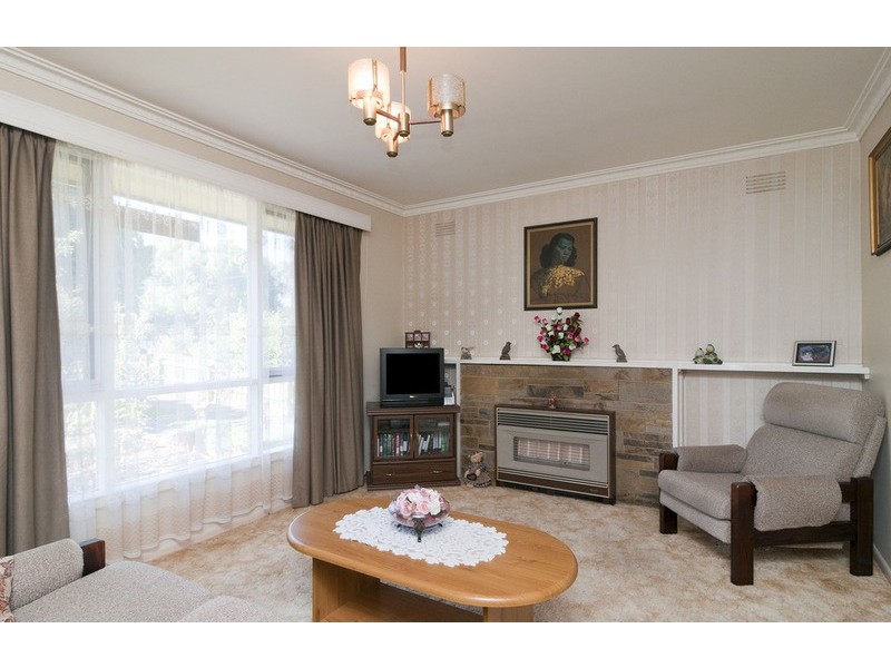 13 Eothen Lane, Kilsyth VIC 3137