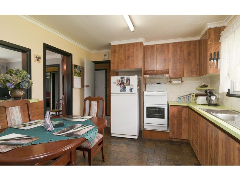 9 Mersey Road, Kilsyth VIC 3137