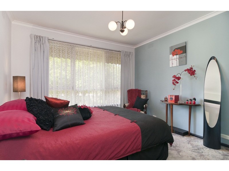 9 Mersey Road, Kilsyth VIC 3137