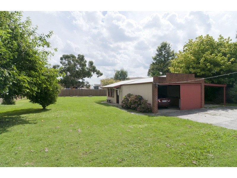 9 Mersey Road, Kilsyth VIC 3137