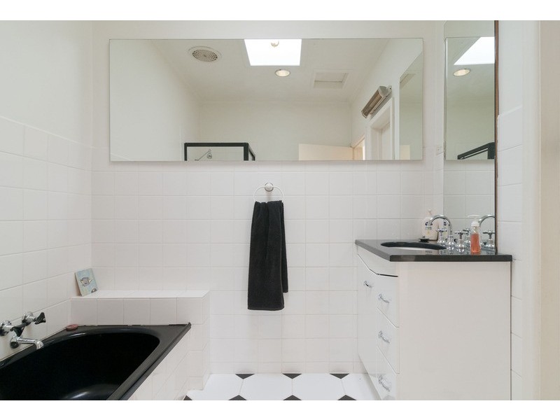 1-3 Edinburgh Road, Lilydale VIC 3140