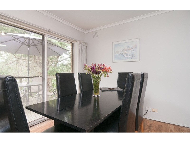 6 Selina Avenue, Mooroolbark VIC 3138