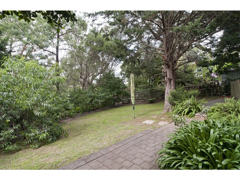 6 Selina Avenue, Mooroolbark VIC 3138