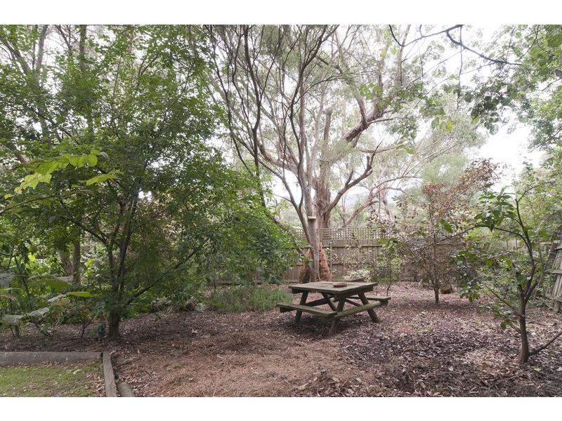 6 Selina Avenue, Mooroolbark VIC 3138