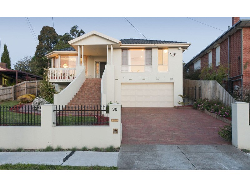 30 Edward Road, Chirnside Park VIC 3116