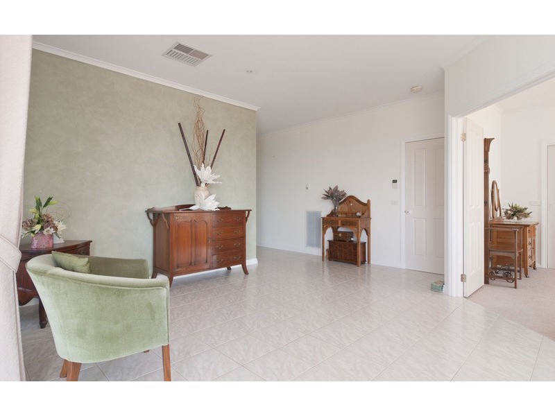 30 Edward Road, Chirnside Park VIC 3116