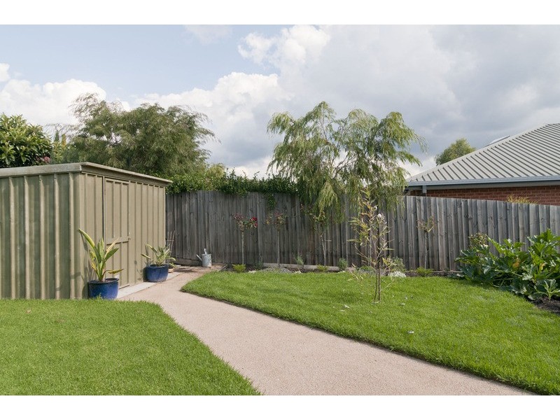 30 Edward Road, Chirnside Park VIC 3116